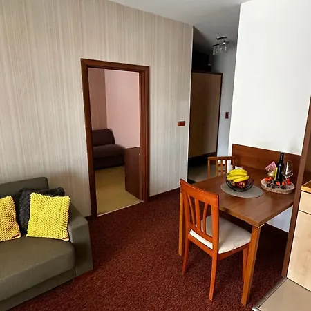 Timea B 201 アパート *